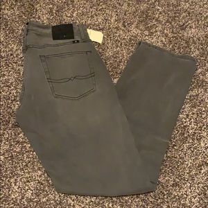 Lucky brand men’s gray jeans 32 waist 34 length